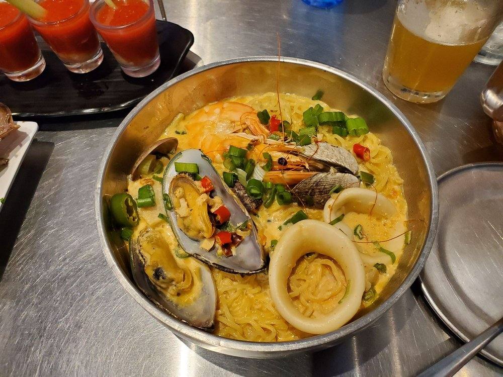 Seafood Ramen Soup 