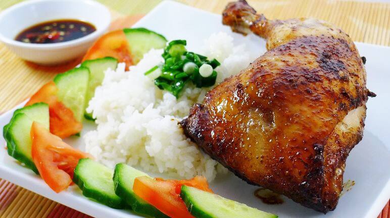 59. Choice of Charbroiled Meat (Pork/Beef/Chicken) over Rice - Cơm Thịt Nướng (Heo/ Bò/ Gà)