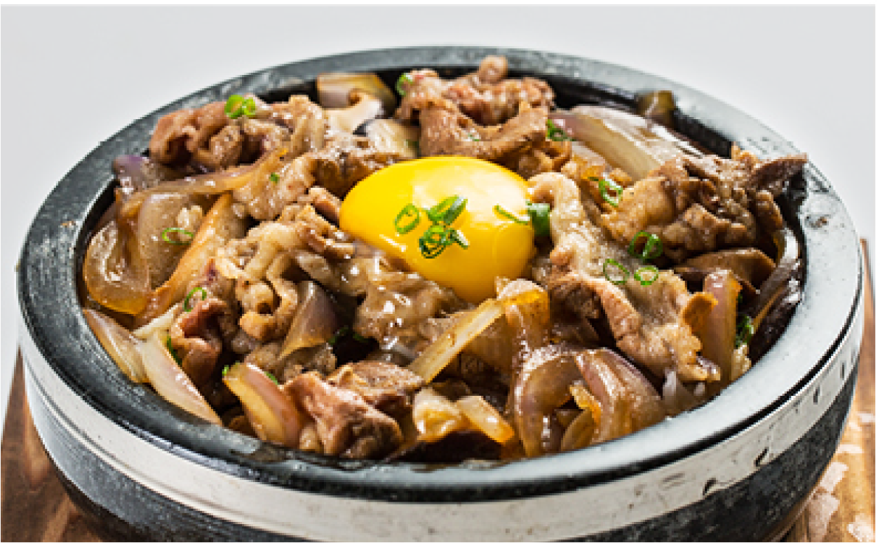 Garlic Beef Over Rice in Stone Pot
