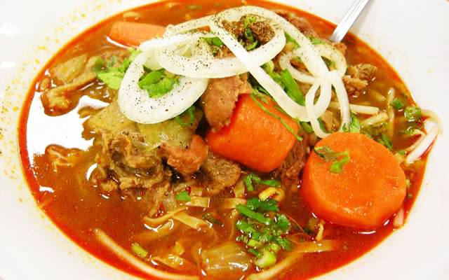 Beef Stewed Rice Noodle or Egg Noodle Soup - Hủ Tiếu hoặc Mì Bò Kho