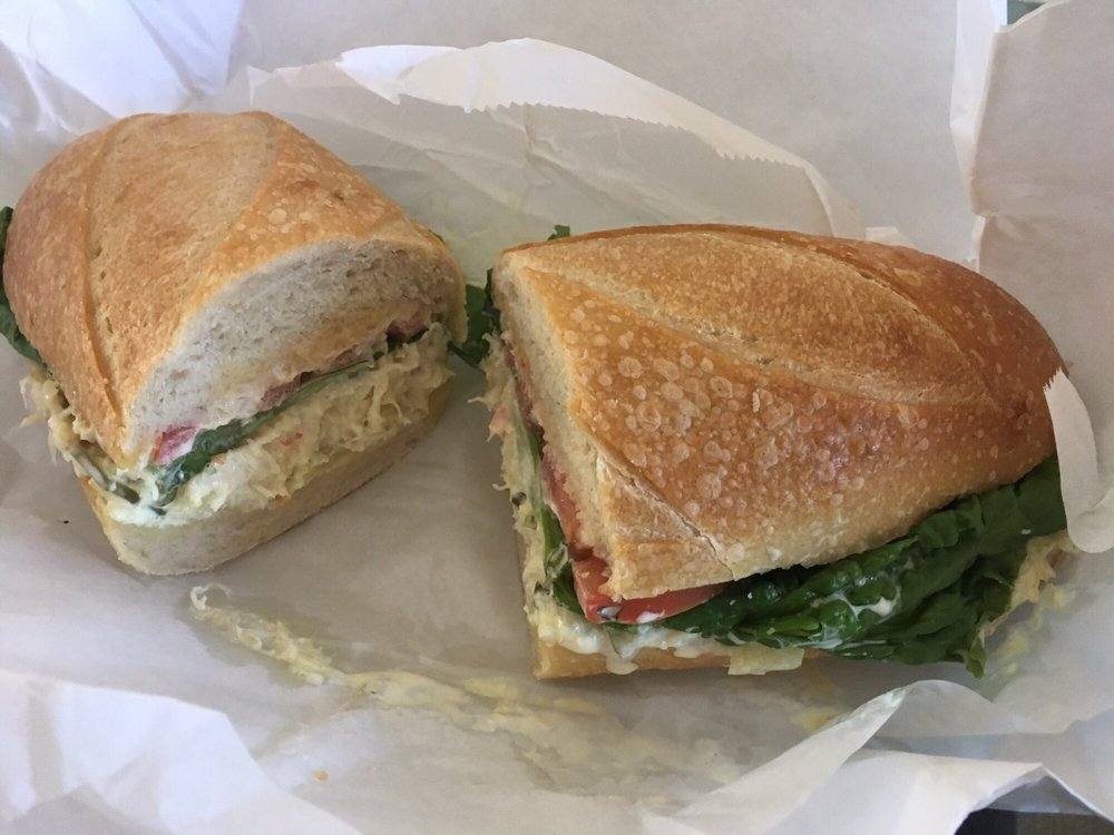 (38) Sandis Crab Sandwich 