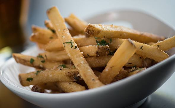 TRUFFLE FRIES (Vegetarian)