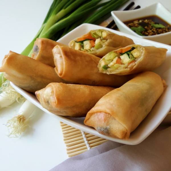 2 Vegetable Egg Rolls 